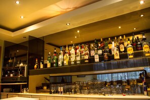 Bar (on property) - Solo Te Hotel (Addis Ababa)