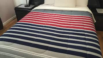 Standard Double Room, Non Smoking | Individually decorated, individually furnished, blackout curtains