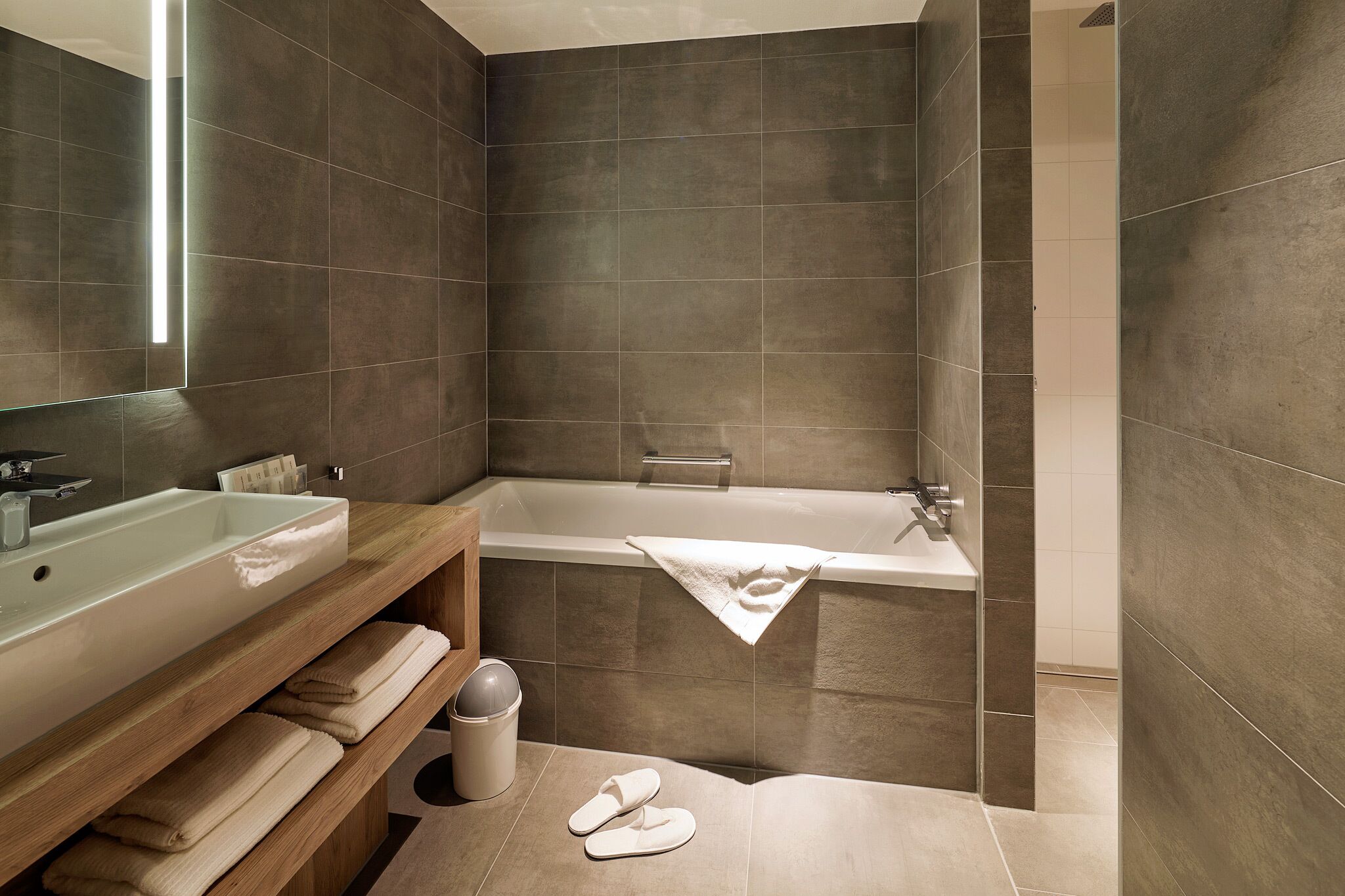 superior room (open bathroom) | bathroom | free toiletries, hair dryer, towels