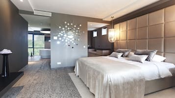 Theme Suite | Caja de seguridad en la habitación, escritorio, cunas y wifi gratis