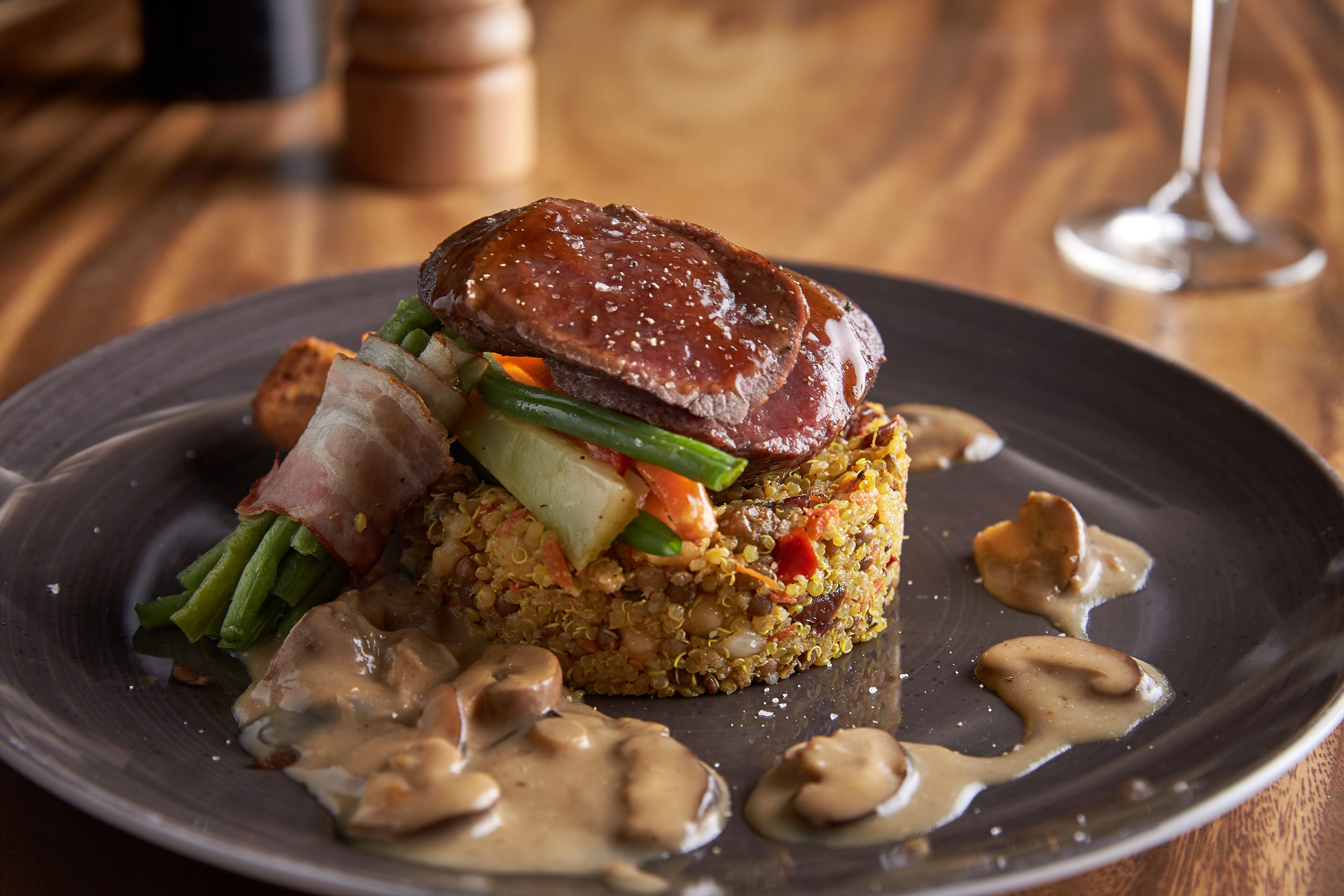 breakfast, lunch, dinner served; international cuisine