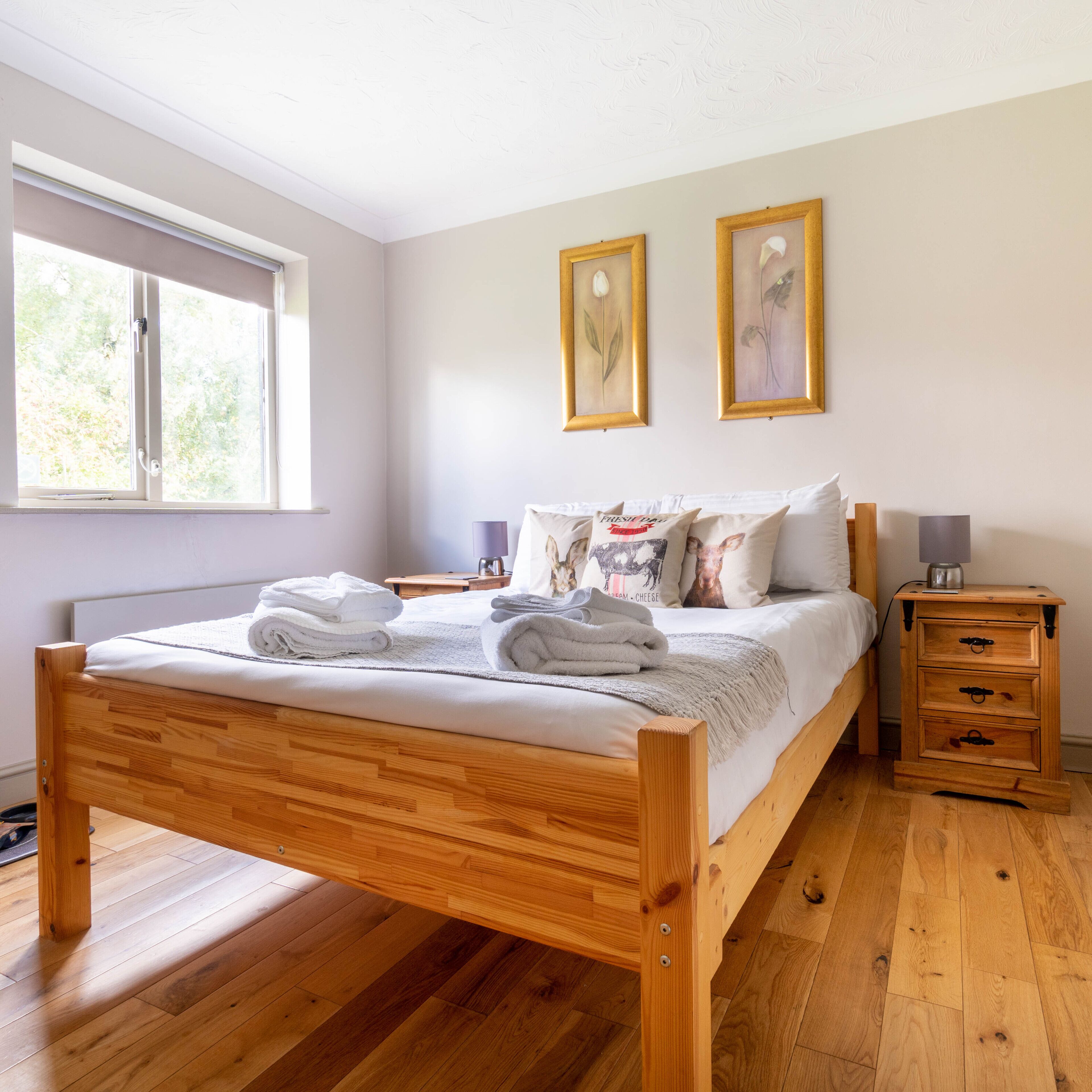 Standard Room, 1 Double Bed | Soundproofing, iron/ironing board, free WiFi, bed sheets