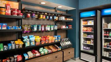 Snack bar