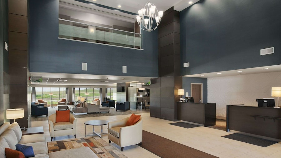 Wingate by Wyndham Bismarck