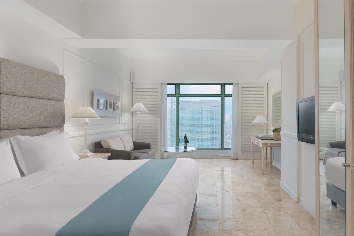 Deluxe Room | City view