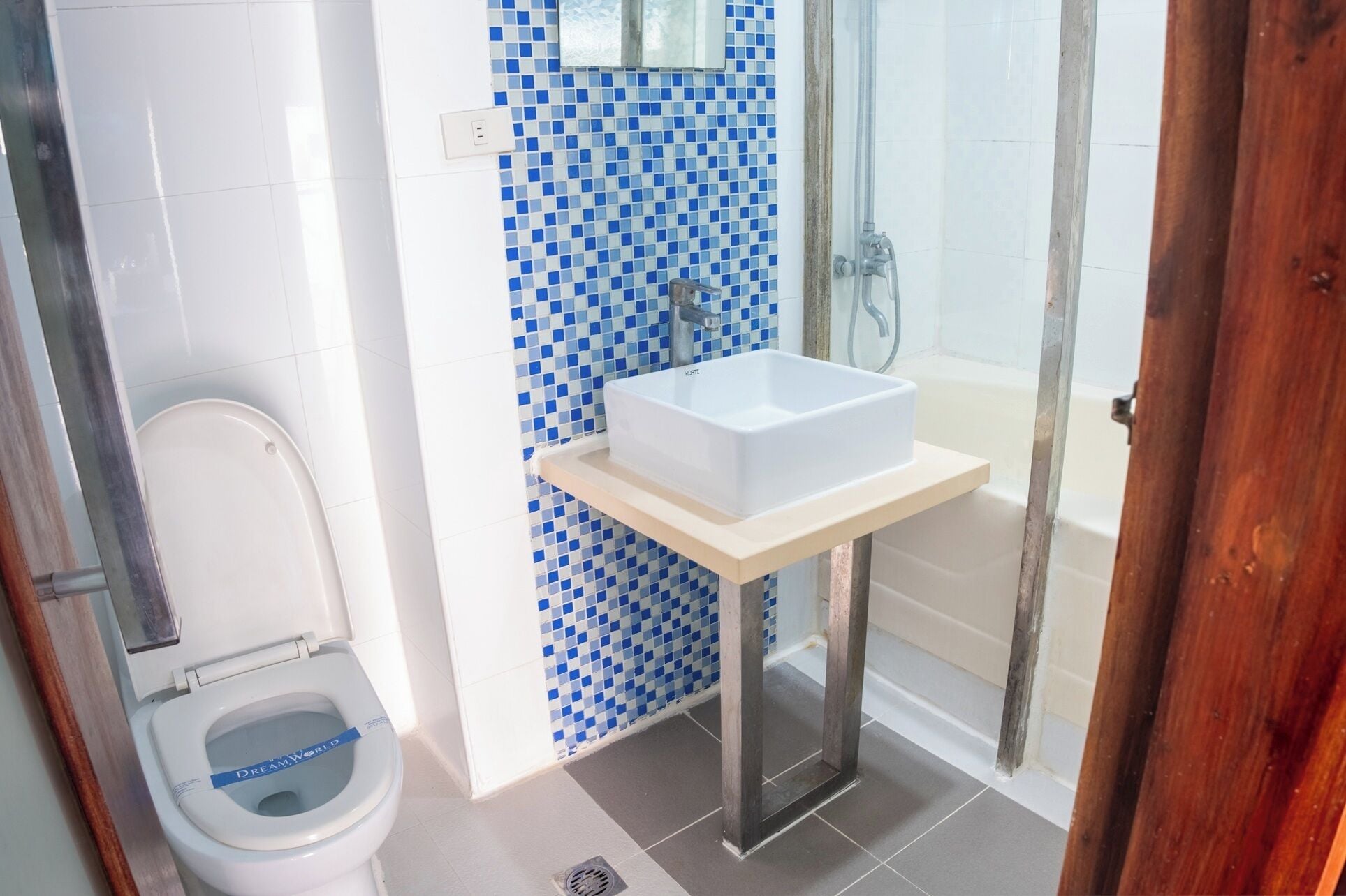 Photo - Hotel Dreamworld Araneta Cubao