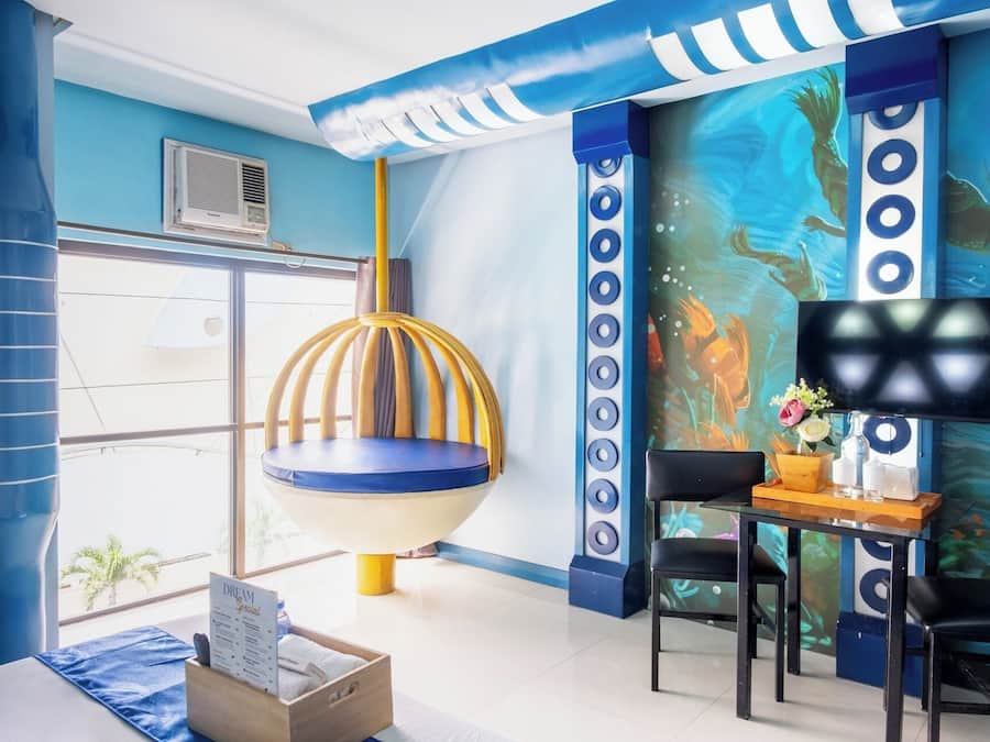 Wifi gratis y ropa de cama