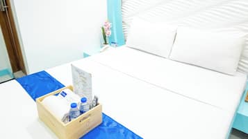 Free WiFi, bed sheets