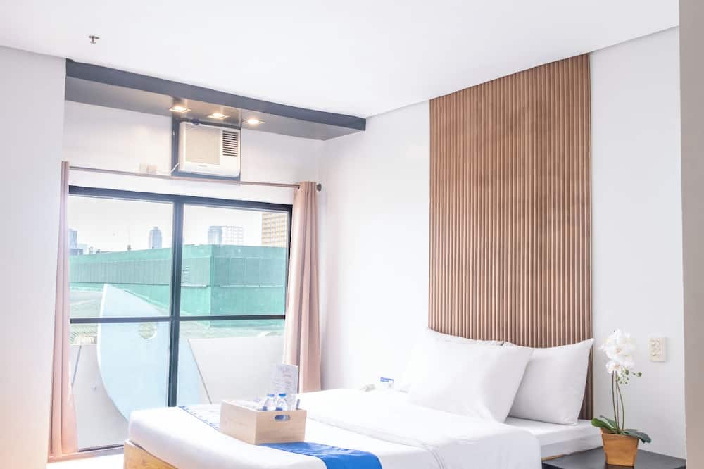 Hotel DreamWorld Araneta Cubao