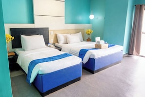 Mega Suite | Free WiFi, bed sheets