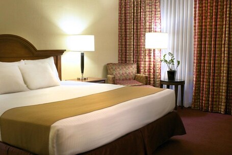 West Gate Inn Nyack - Image 4