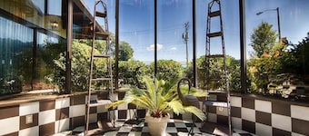 West Gate Inn Nyack