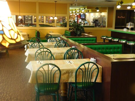 West Gate Inn Nyack - Image 1