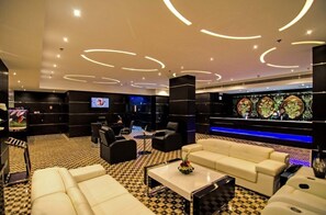 Lobby sitting area - JUFFAIR GATE HOTEL (Manama)