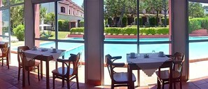 Breakfast (USD 5 per person) - Les Chalets Apart Hotel (Punta del Este)