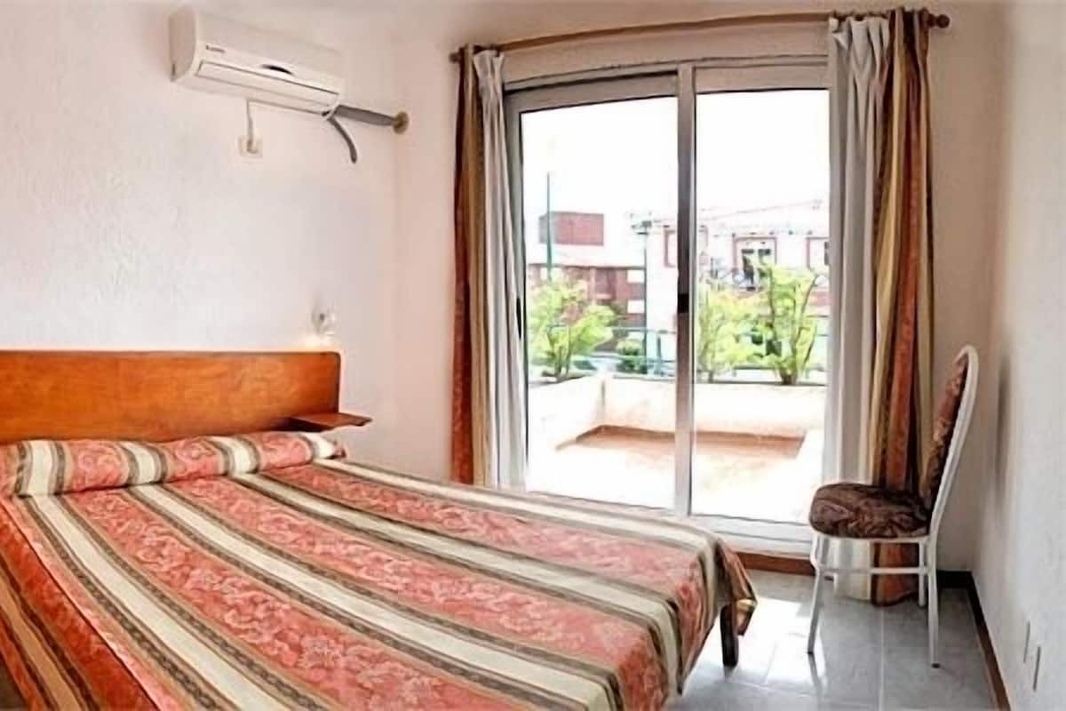 In-room safe, free cots/infant beds, rollaway beds, free WiFi