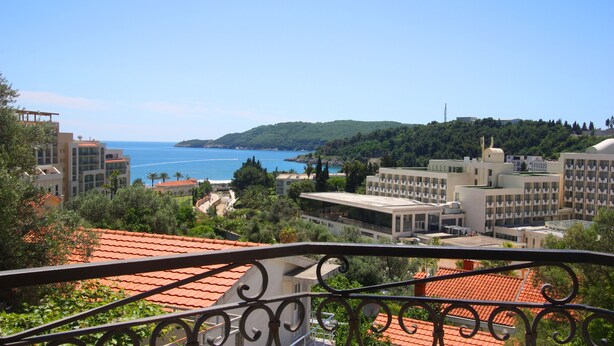 View from room - Hotel Magnolija (Becici)