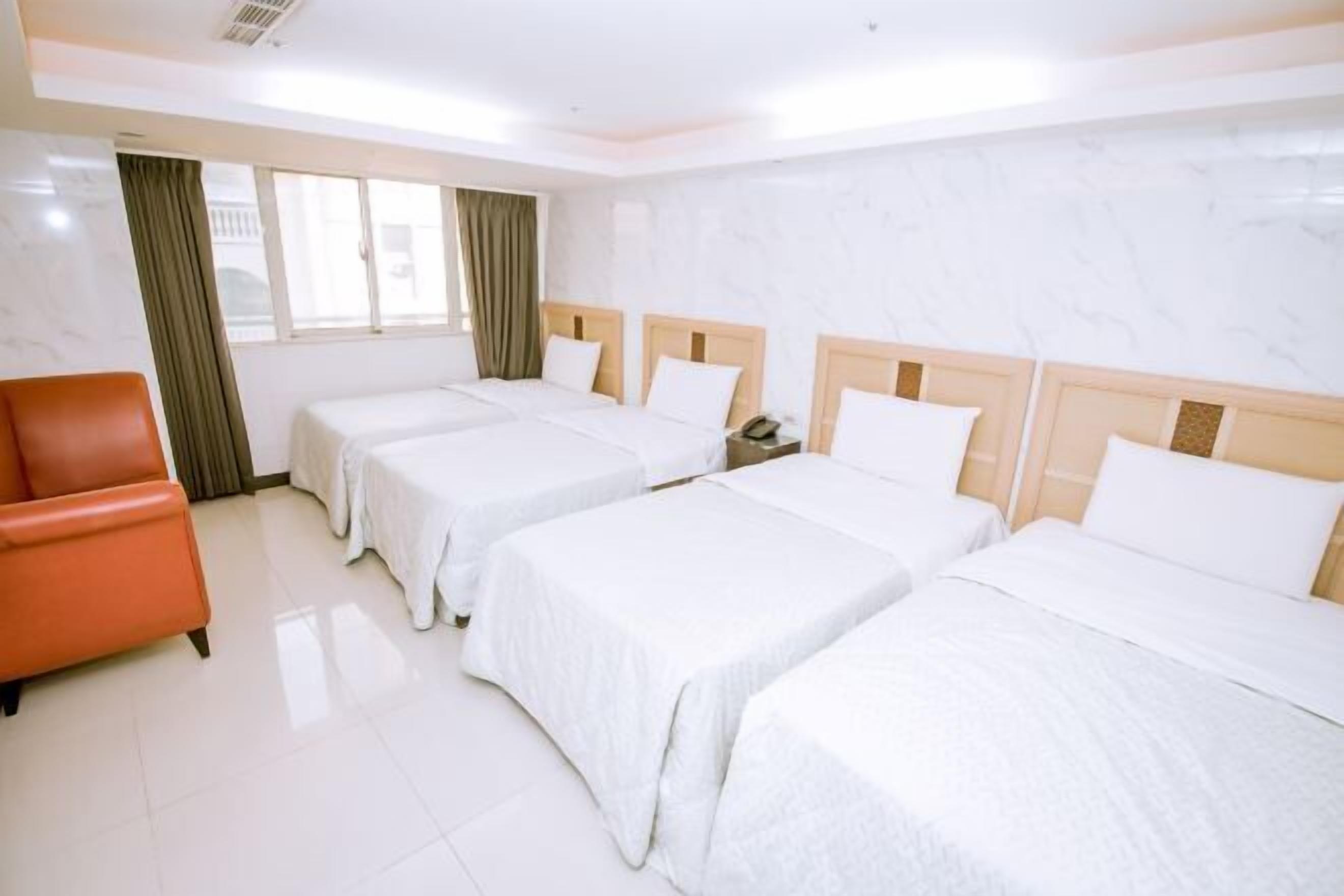 Matelas mémoire de forme, minibar, Wi-Fi gratuit, draps fournis