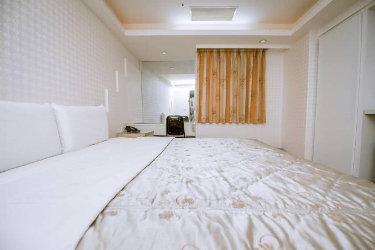 Matelas mémoire de forme, minibar, Wi-Fi gratuit, draps fournis