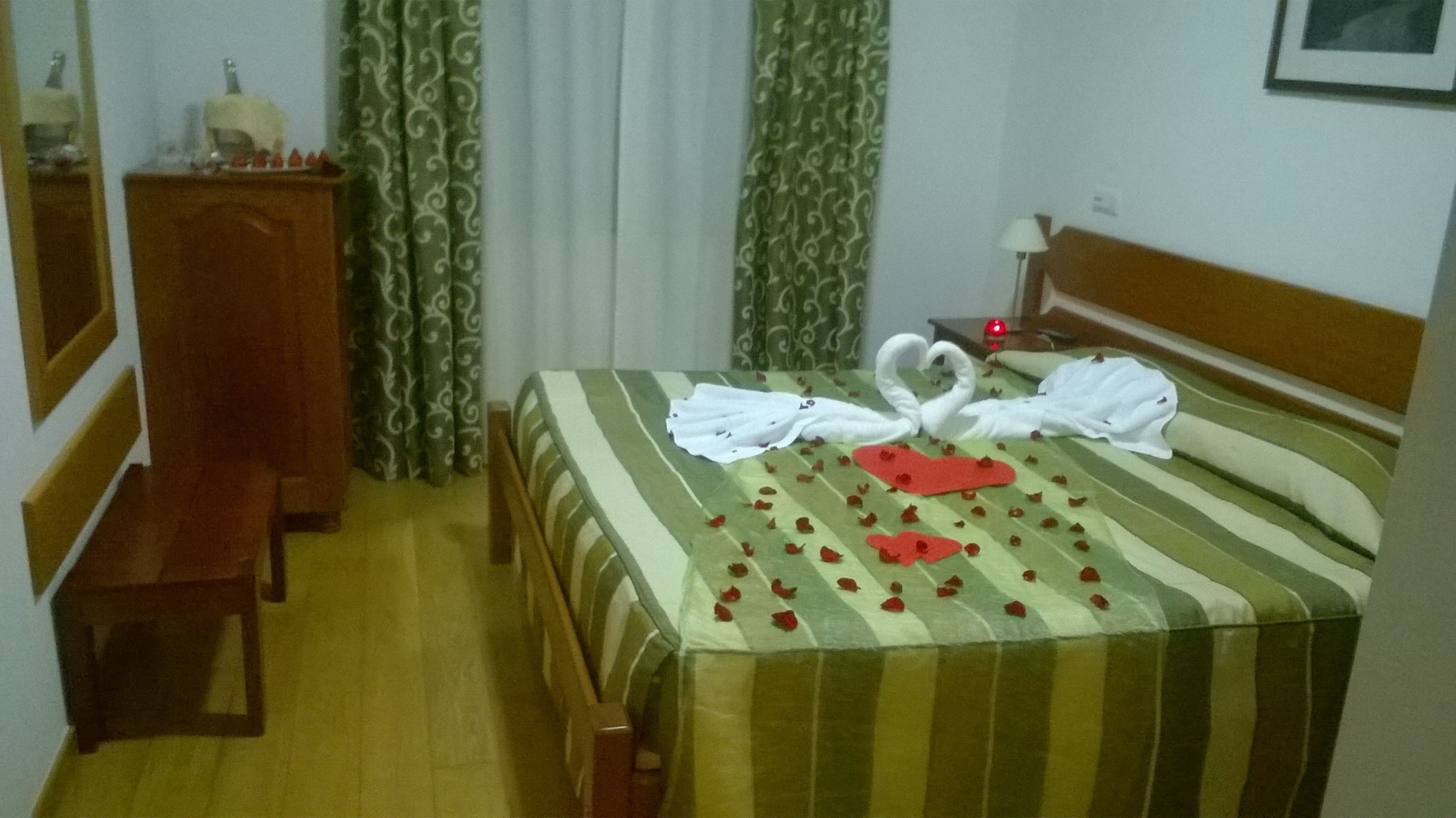 Free WiFi, bed sheets, wheelchair access