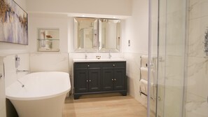 Chambre Supérieure | Salle de bain