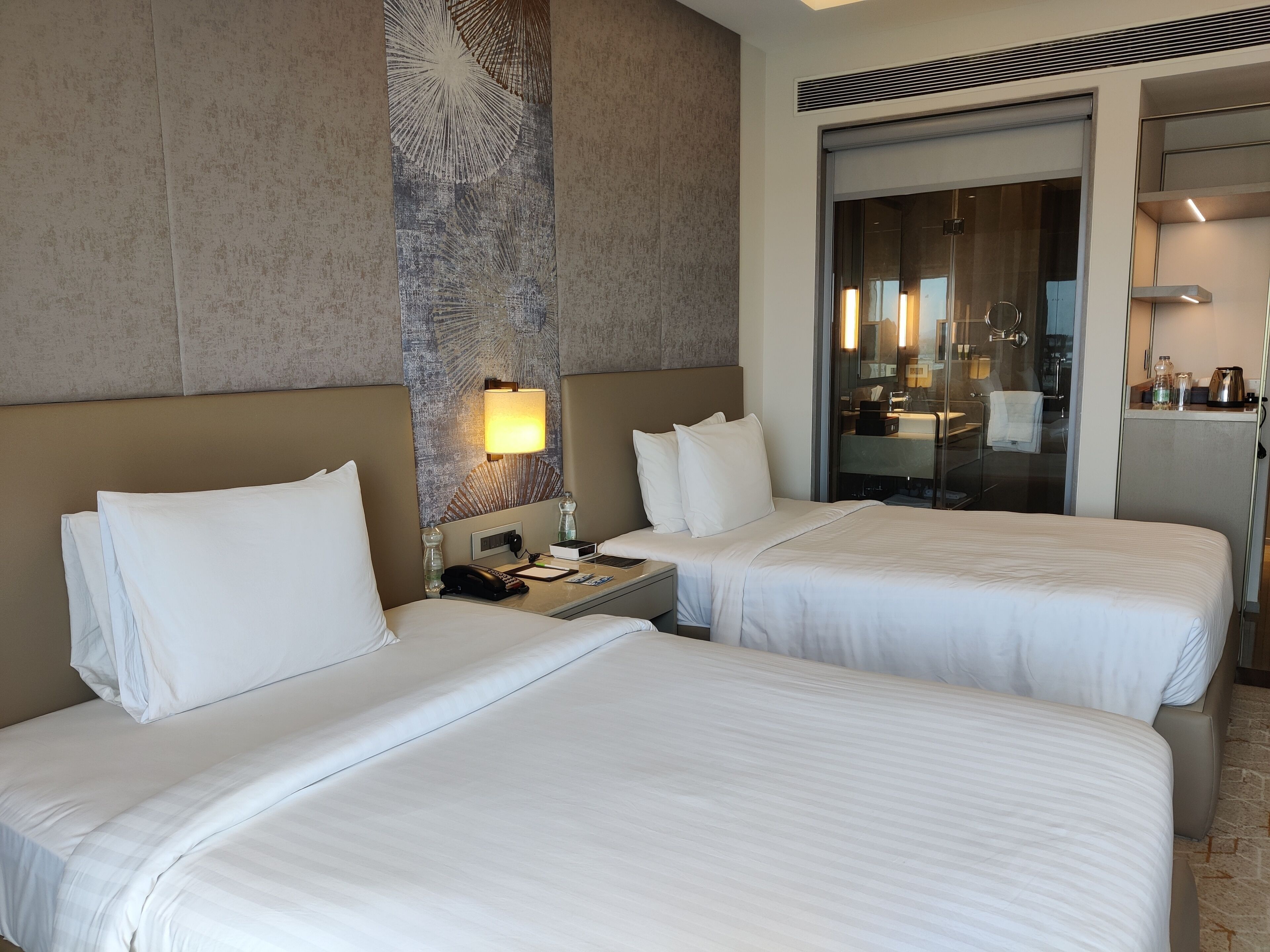 premium room, 2 single beds | 1 bedroom, minibar, in-room safe, desk