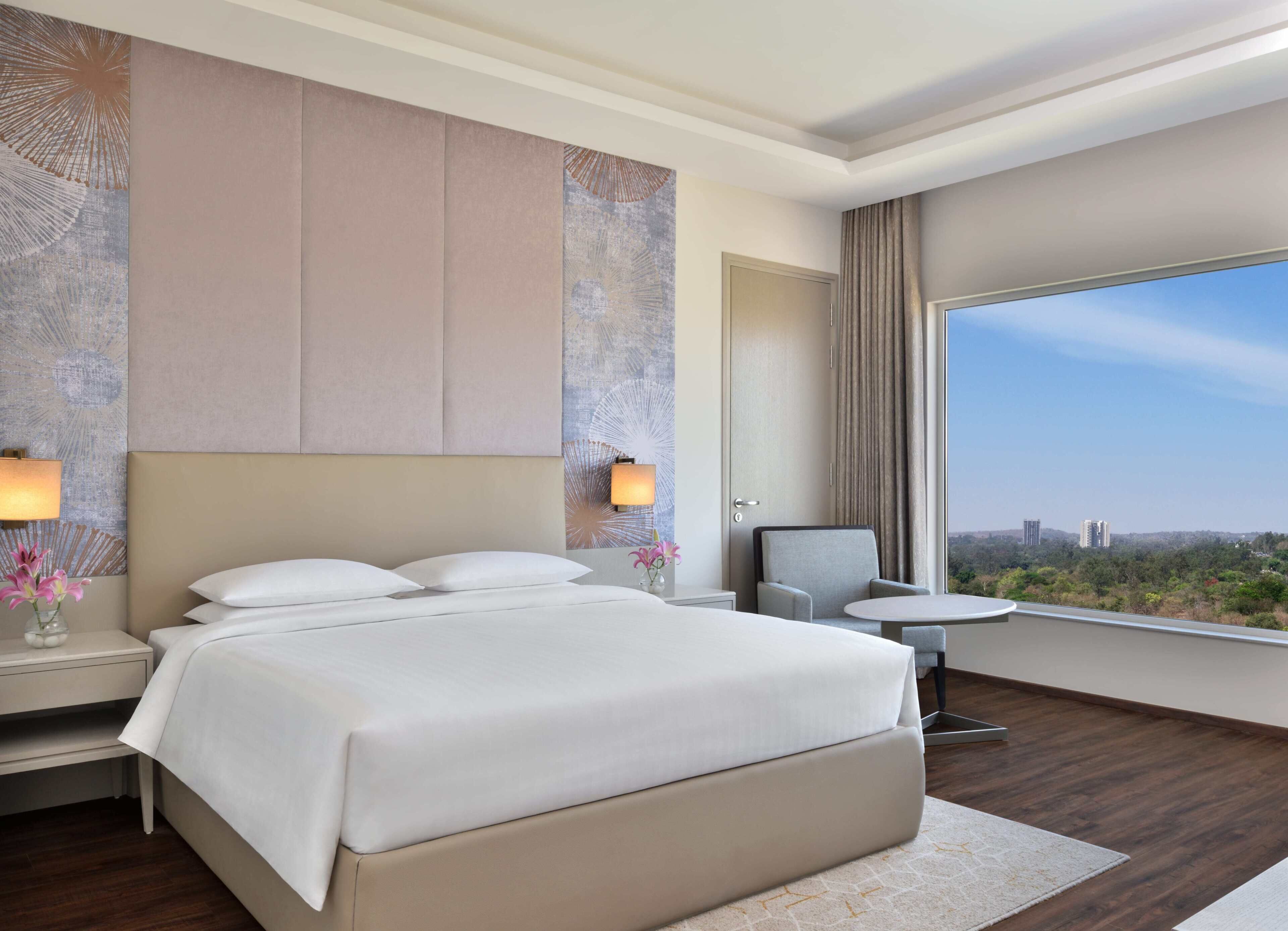 Premium bedding, minibar, in-room safe, desk