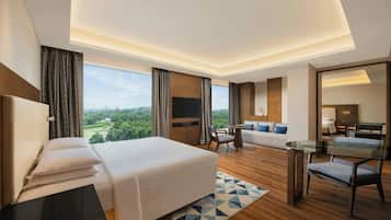 1 bedroom, premium bedding, minibar, in-room safe