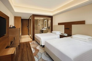 Premium bedding, minibar, in-room safe, desk