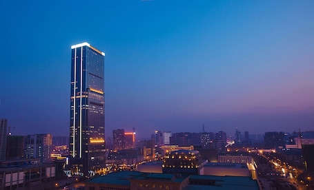 Außenbereich. Hilton Shijiazhuang