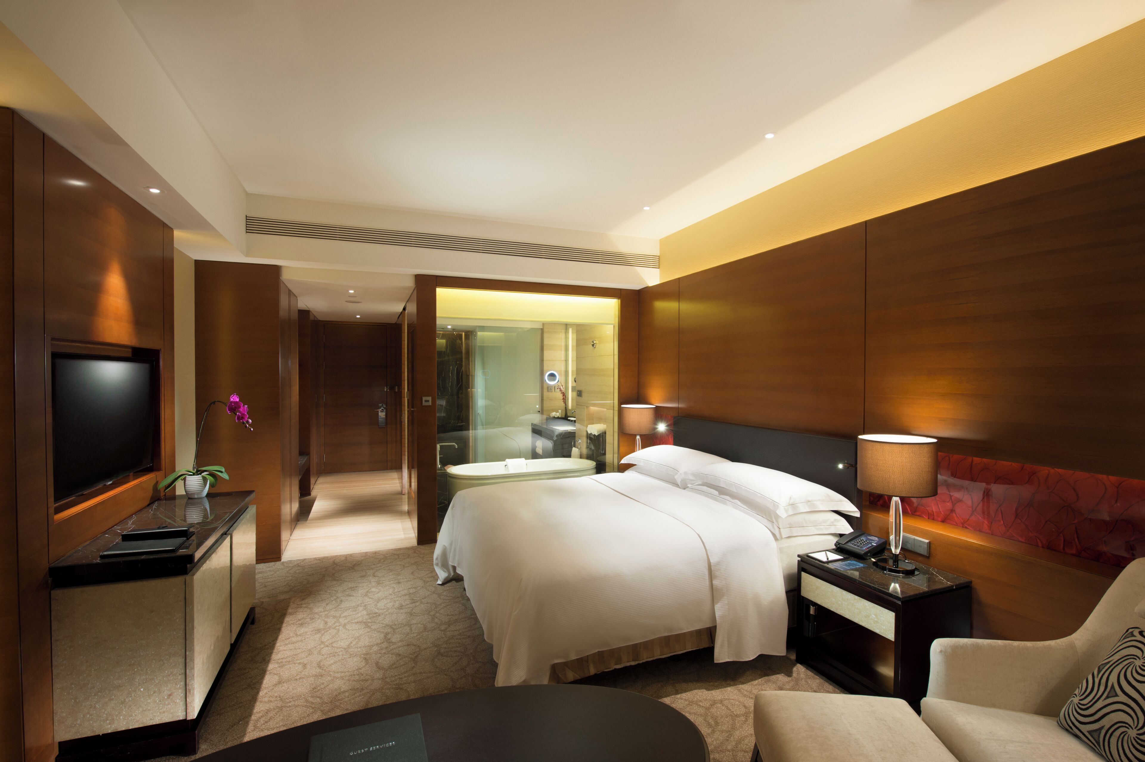 Hypo-allergenic bedding, down comforters, Select Comfort beds, minibar