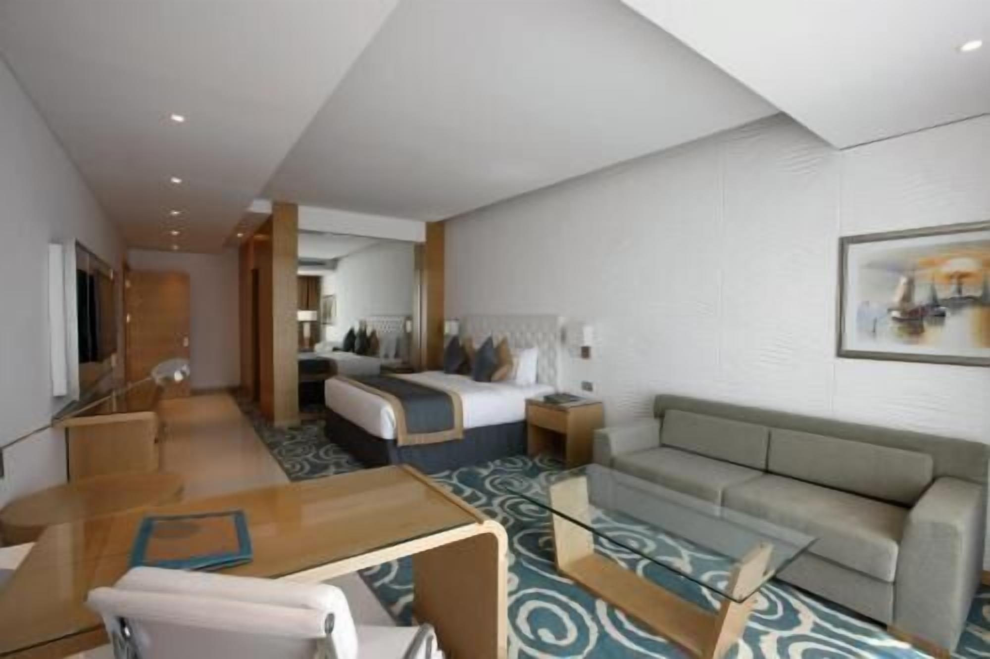 Minibar, in-room safe, desk, laptop workspace