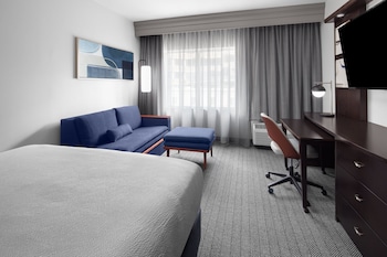 Courtyard by Marriott Cleveland University Circle