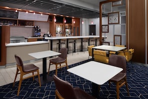 Restaurant - Courtyard by Marriott Cleveland University Circle (Cleveland)