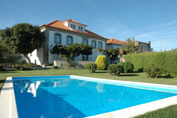 Piscina all'aperto