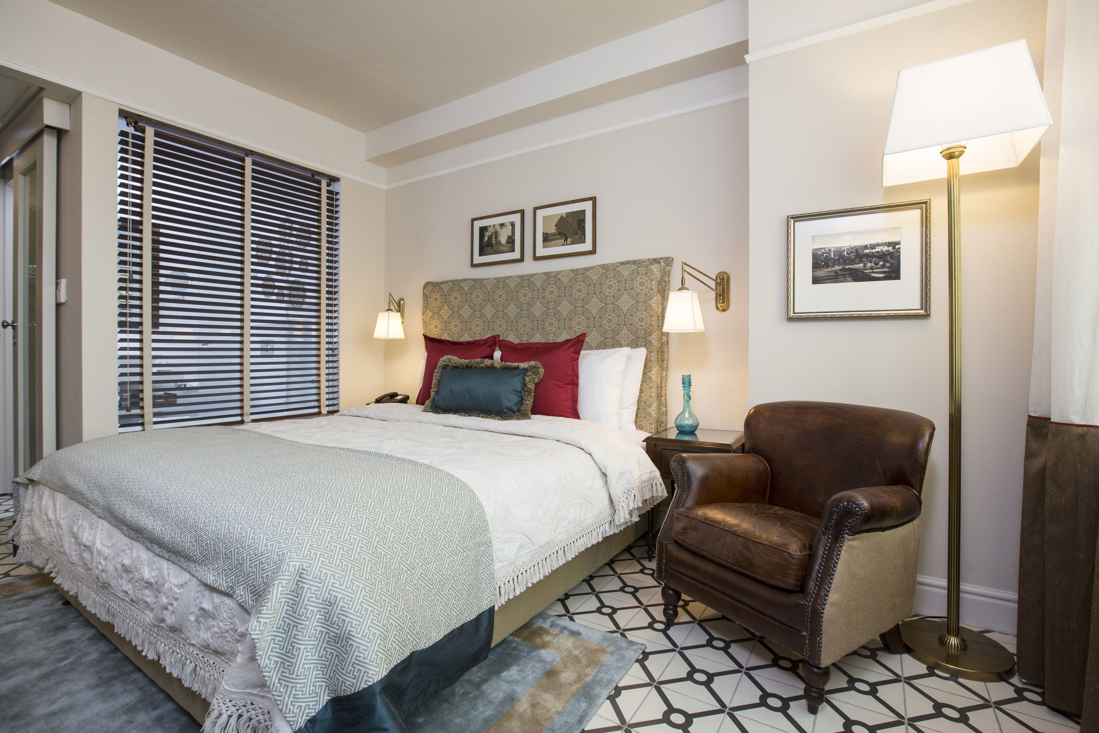 in-room safe, desk, blackout curtains, free wifi