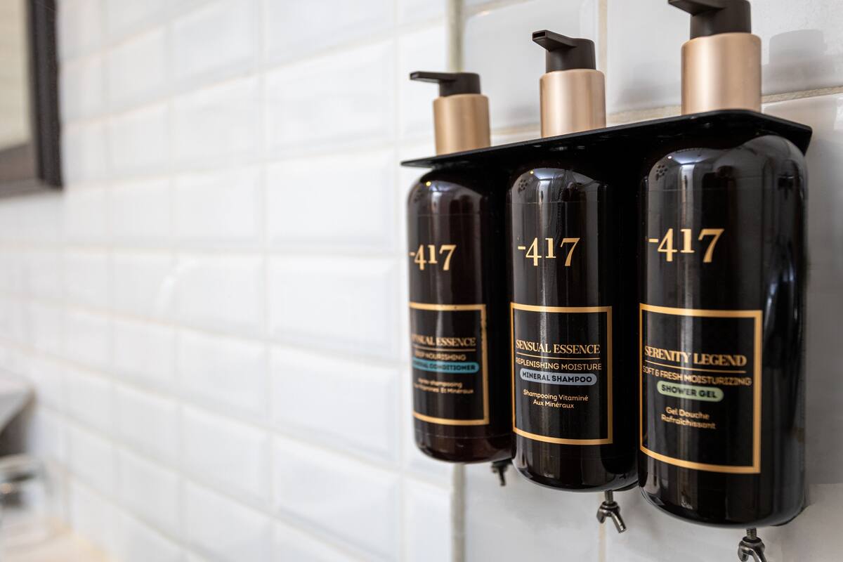 room, balcony | bathroom | combined shower/bathtub, free toiletries, hair dryer, towels