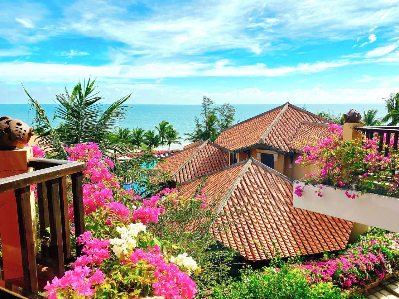 Ocean View Bungalow | Hiên