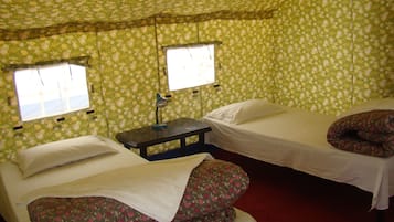 Chambre Simple Deluxe | Bureau