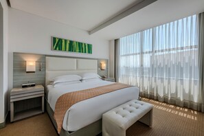 Junior Suite, 1 King Bed - Cali Marriott Hotel (Cali)