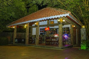 Poolside bar