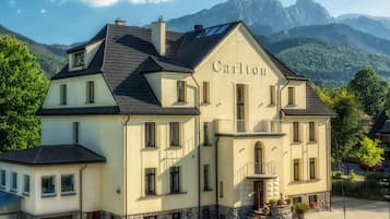 Facciata della struttura