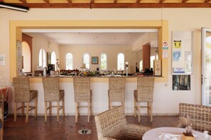 Bar (en la propiedad)