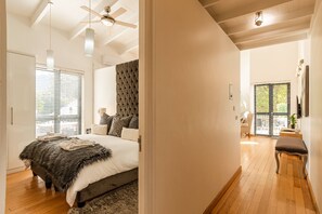 Apartment 4 | In-room safe, individually decorated, individually furnished