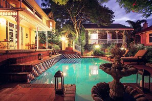 Outdoor pool - Goble Palms Guest Lodge & Urban Retreat (Durban)