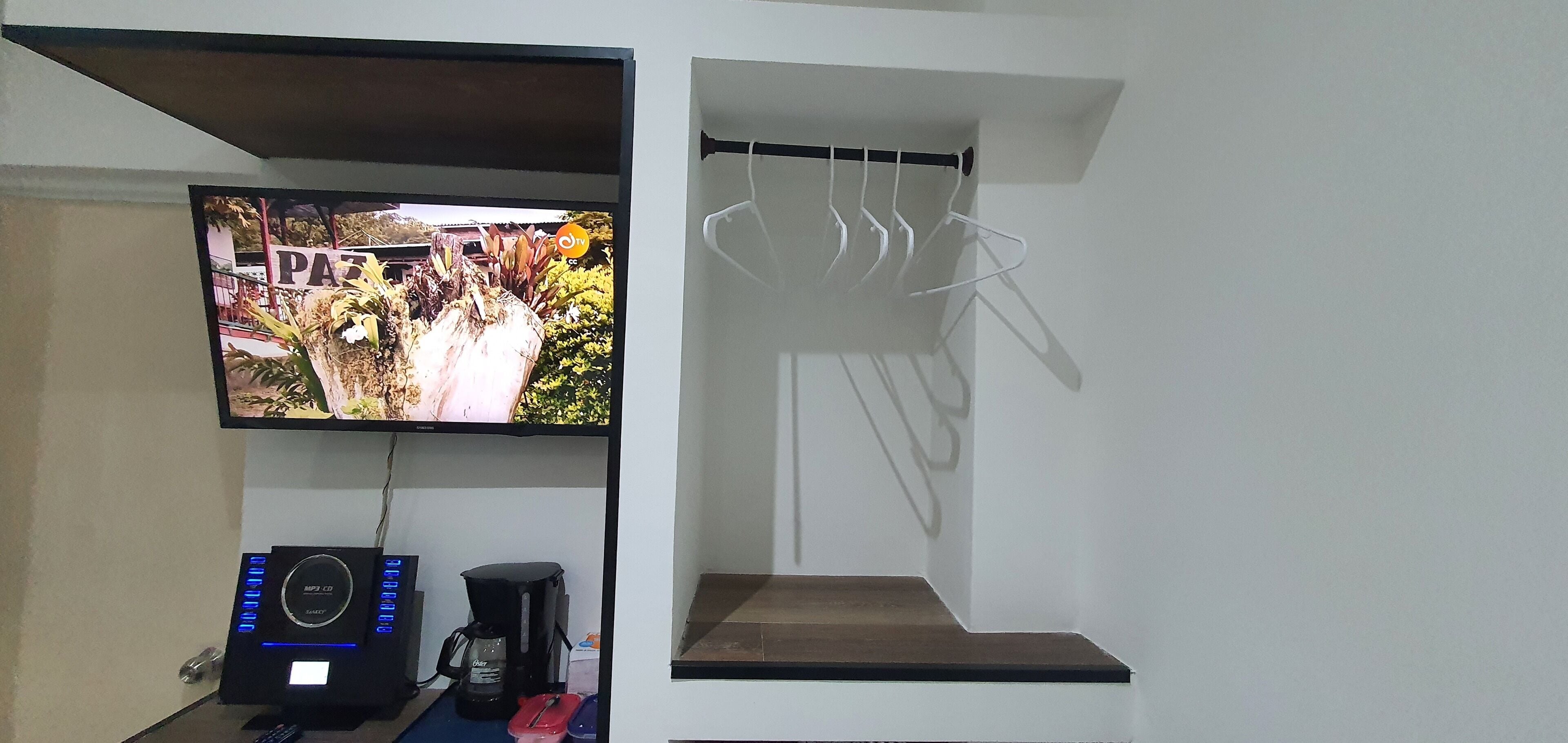 family triple room, 1 bedroom, non smoking | 1 bedroom, minibar, in-room safe, blackout curtains