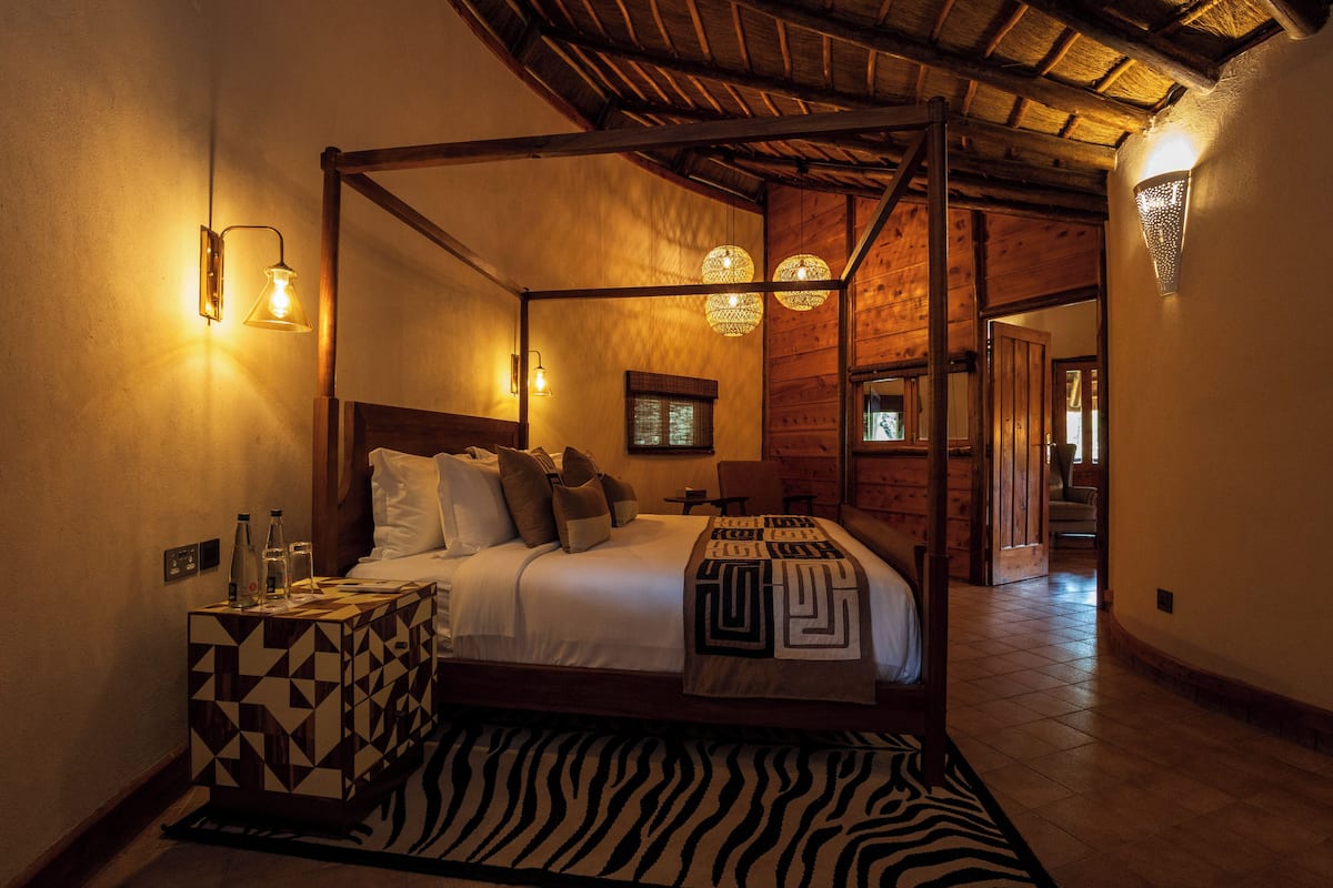 2 bedrooms, in-room safe, desk, laptop workspace