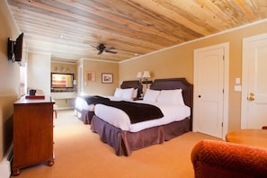 Signature Room, 2 Queen Beds | View from room - Nordic Inn (Crested Butte)
