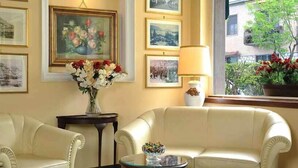 Lobby sitting area - Hotel Alba Cassino (Cassino)