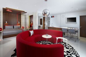 Grand Studio, Balcony, Pool View | Premium bedding, down comforters, pillowtop beds, minibar - Luna2 Seminyak by Premier Hospitality Asia (Seminyak)